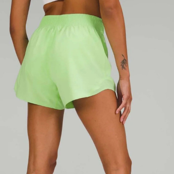 Lululemon Hotty Hot High-Rise Short 4" *Special Edition Scream Green Light Size - Picture 2 of 9
